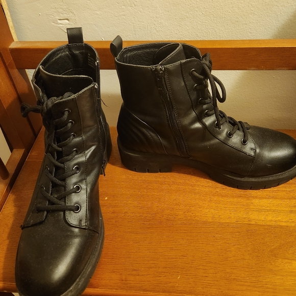 Mia Black Combat Boots - Picture 3 of 3